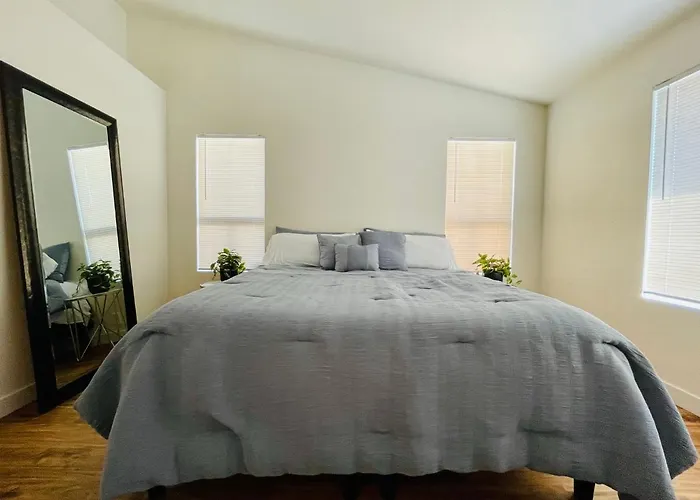 Gem With Pool & Office In Prime Location